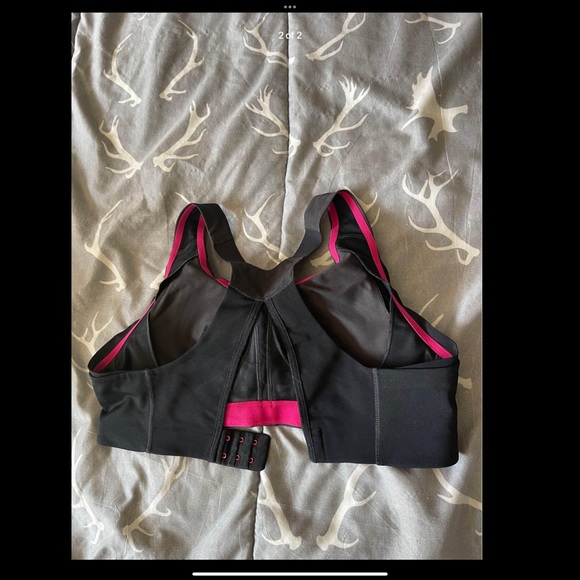 Under Armour Sports Bra - Picture 2 of 2